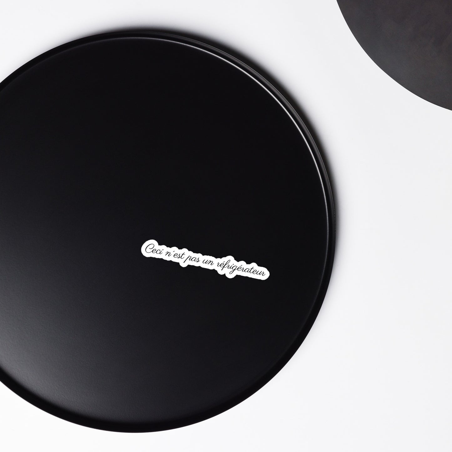 Ceci N'est Pas Un Réfrigérateur Fridge Magnet