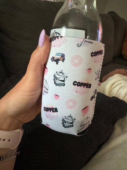 In Omnia Paratus Can Cooler